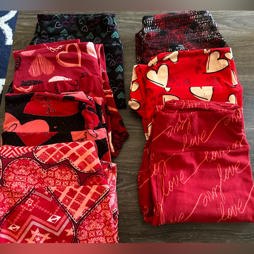 NEW lularoe hearts leggings bundle of 7